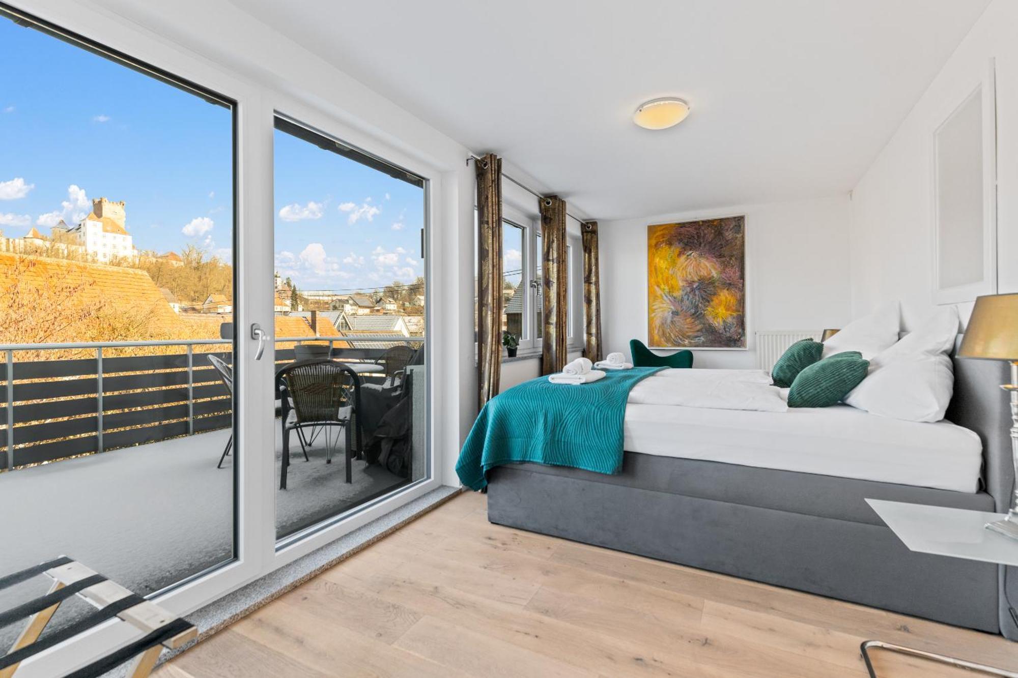 Goldcream Suites - Modern - Netflix - Free Parking Günzburg Esterno foto