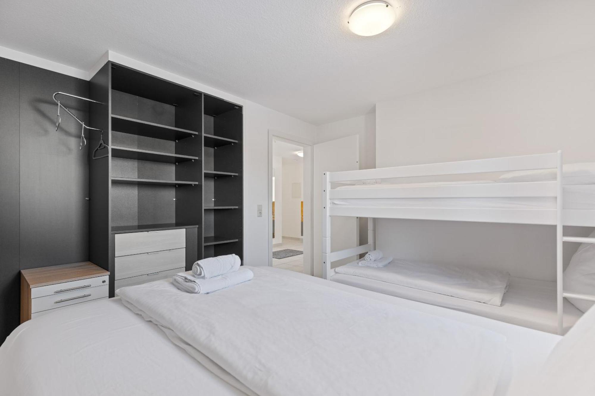 Goldcream Suites - Modern - Netflix - Free Parking Günzburg Esterno foto